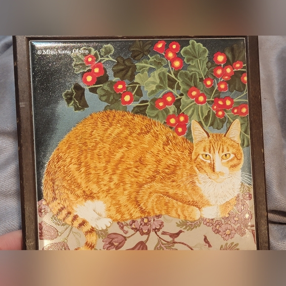 Mimi Vang Olsen Orange Tabby Cat Ceramic Tile Trivet Wood Frame 7x7 Vintage - Picture 2 of 8